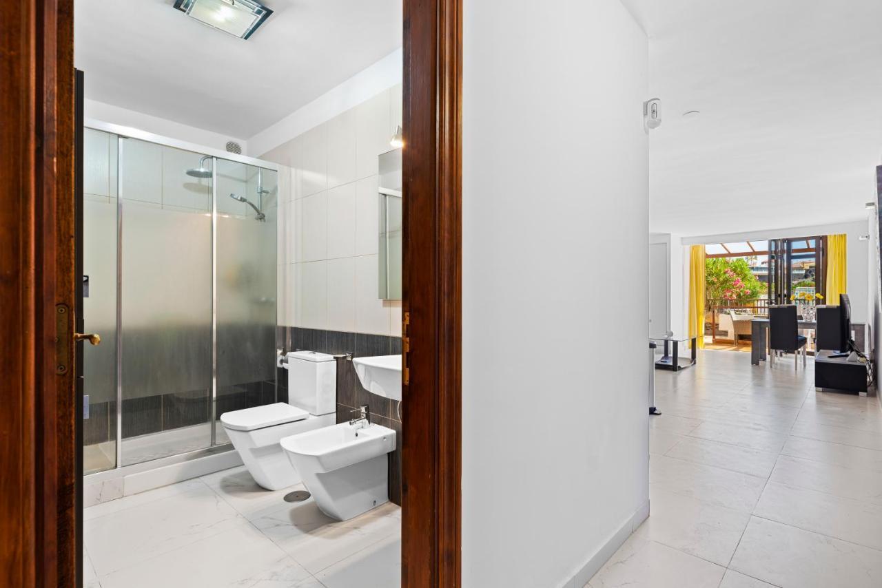 Neptuno Pool And Beach Private Access Puerto de Santiago  Luaran gambar